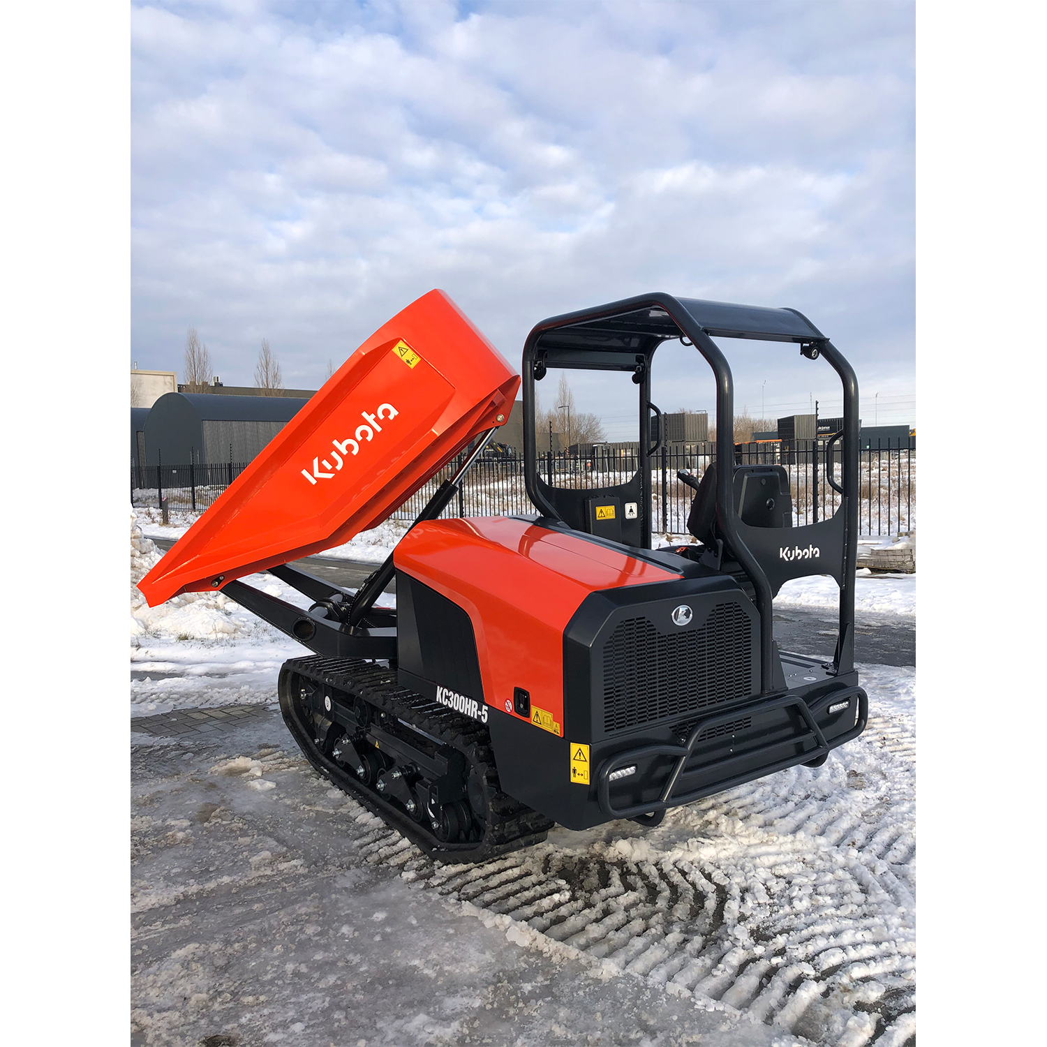 Kubota-KC300HR-5_3